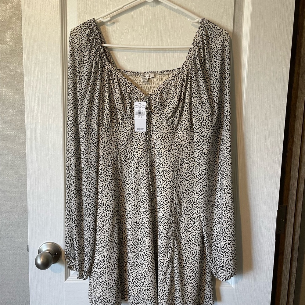 American Eagle Black and White Patterned Long Sleeve dress